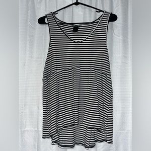 🎄 Torrid Tunic Tank